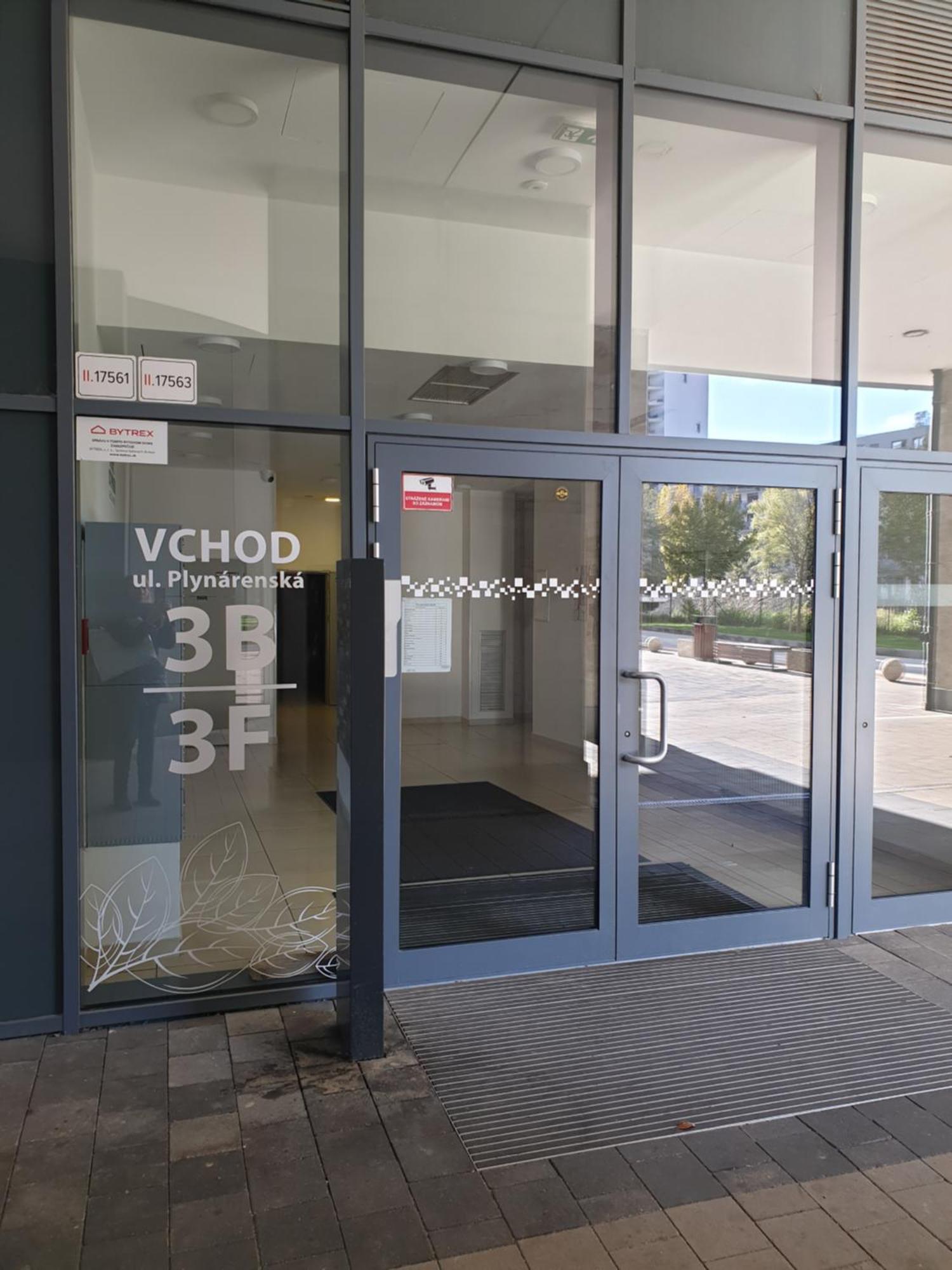 Moderny Byt V Sirsom Centre Apartamento Bratislava Exterior foto